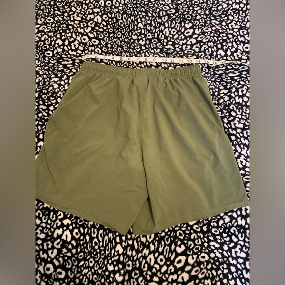 🥰SOLD🥰Green men’s Gymshark shorts💚🥰SOLD🥰 - Picture 6 of 11